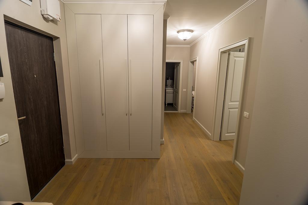 Apartament Alex アラド エクステリア 写真